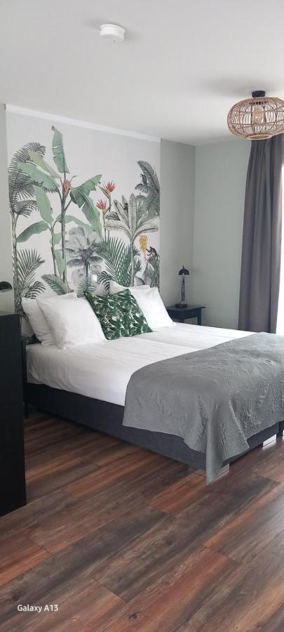 Anna'S Zusje Boetiekhotel ฮาร์ลิงเงน ภายนอก รูปภาพ